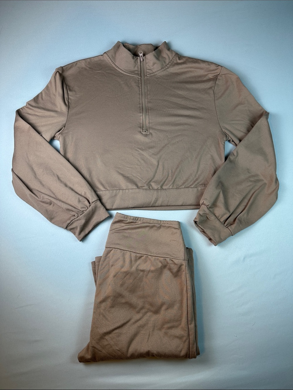 feathers Women’s Long Sleeve Crop Matching Wide Leg Pants Set Size Large Taupe